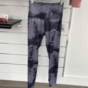 Lux Gray Smoke High Waisted Midi Legging